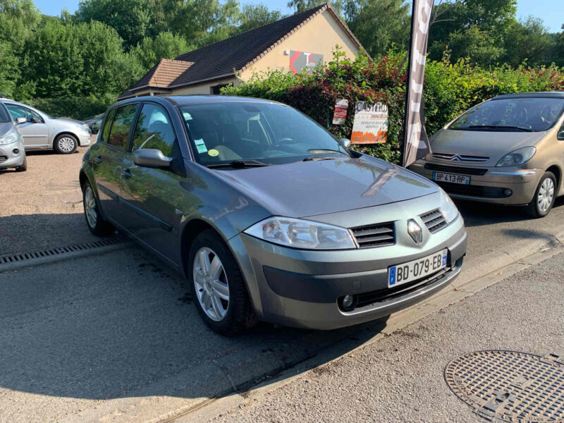 RENAULT MEGANE 1.6i 16V 110CV