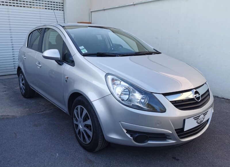 OPEL CORSA D 2010