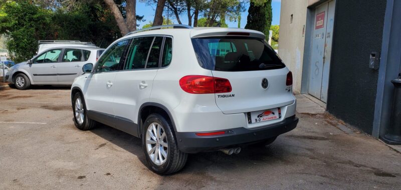 VOLKSWAGEN TIGUAN 2015