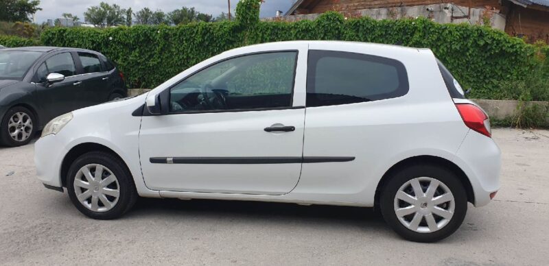 RENAULT CLIO III 2012