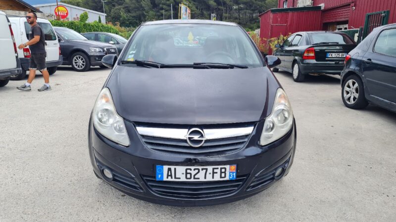 OPEL CORSA D 2010