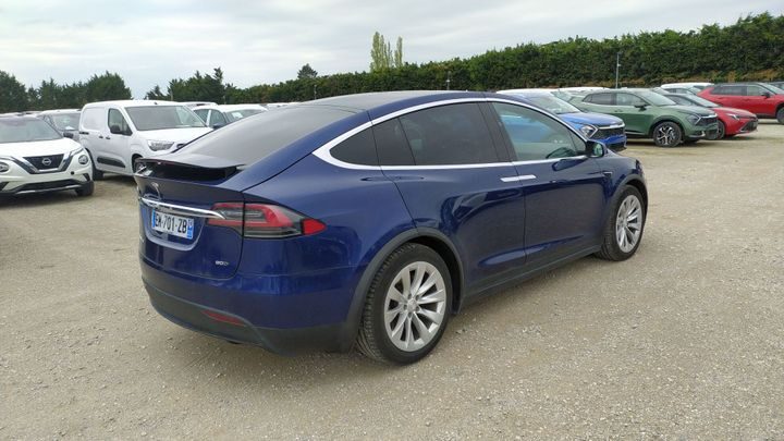 TESLA MODEL X 90D 