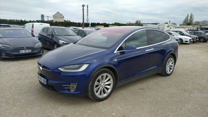 TESLA MODEL X 90D 