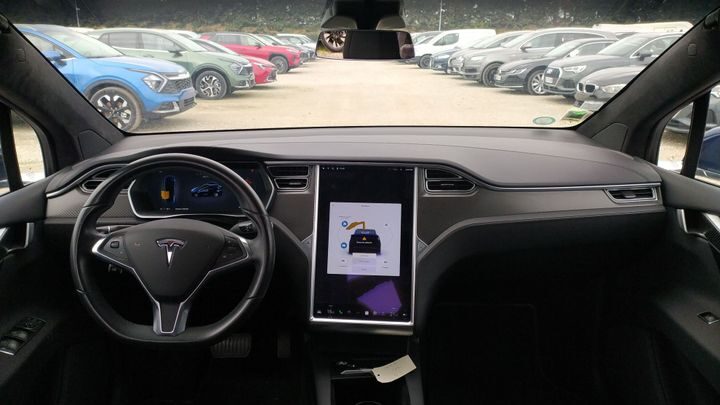 TESLA MODEL X 90D 