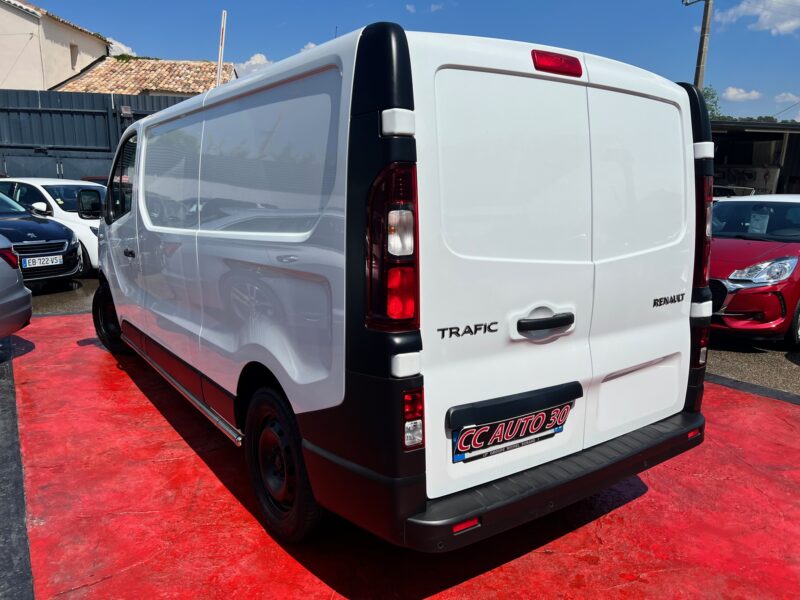 RENAULT TRAFIC 2019