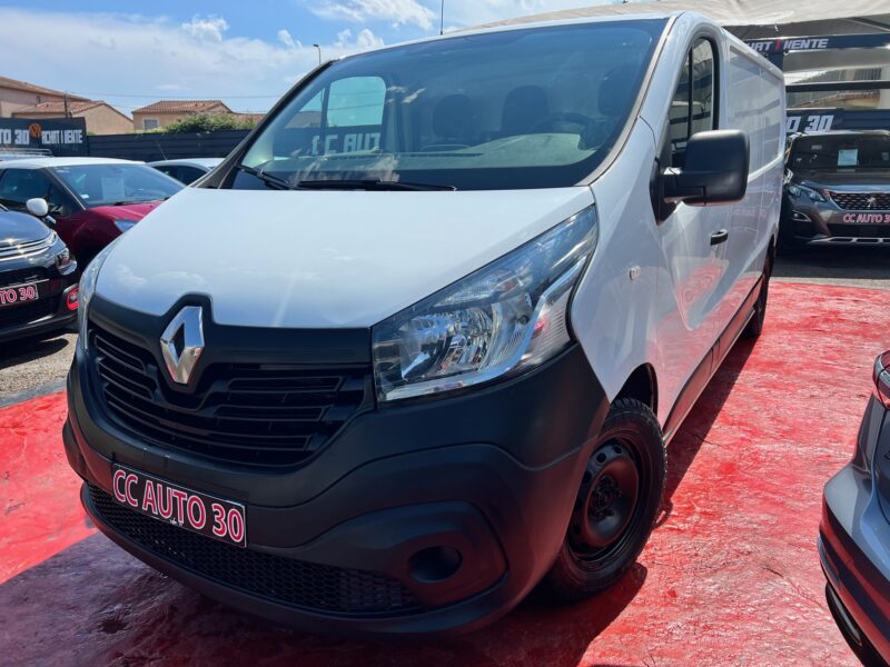 RENAULT TRAFIC 2019