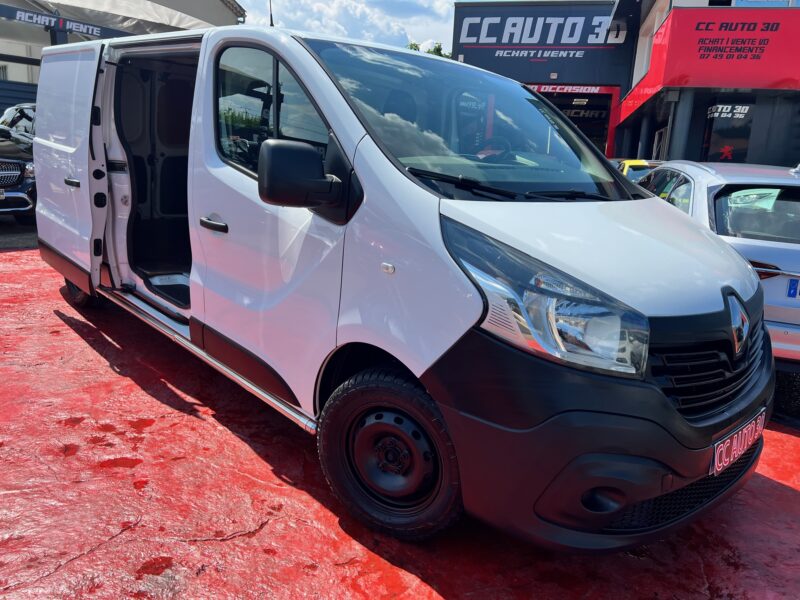 RENAULT TRAFIC 2019