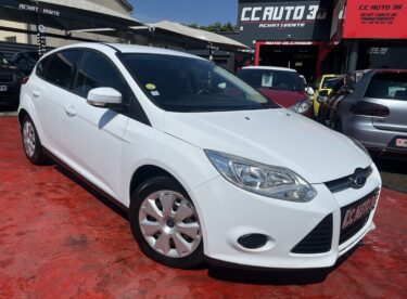 FORD FOCUS III 2012