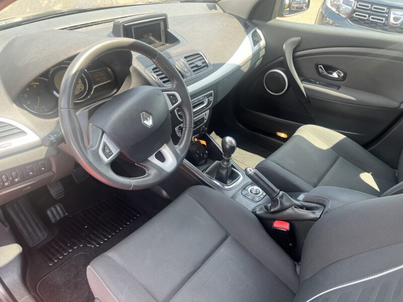 RENAULT MEGANE III  2012