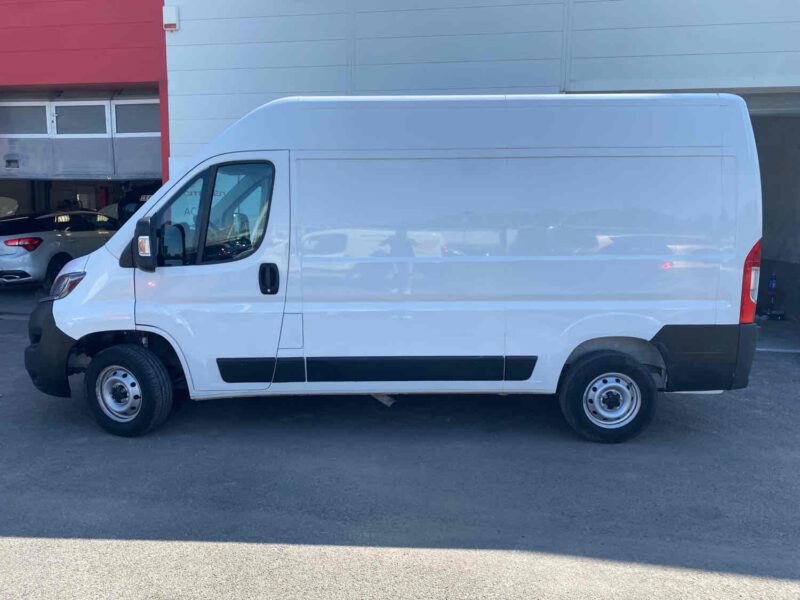 FIAT DUCATO Camionnette 140 Multijet 2,3 D 140cv 2021