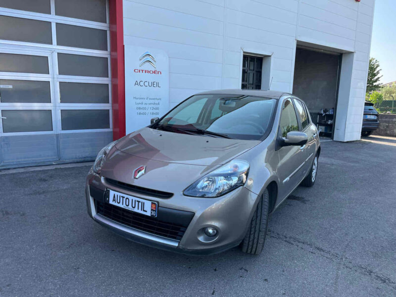 RENAULT CLIO III 1.2 101 CH  2009