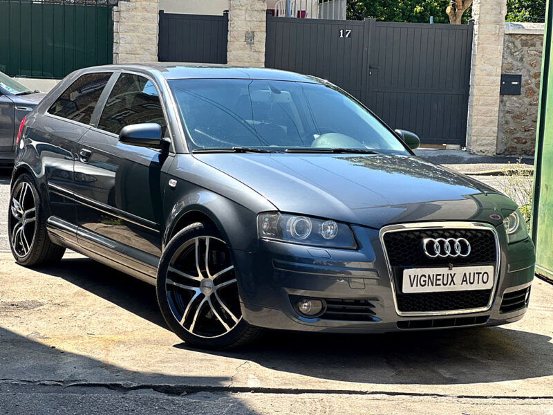 Audi  A3  3.2  V6 Ambition quattro PAYER EN 4 X