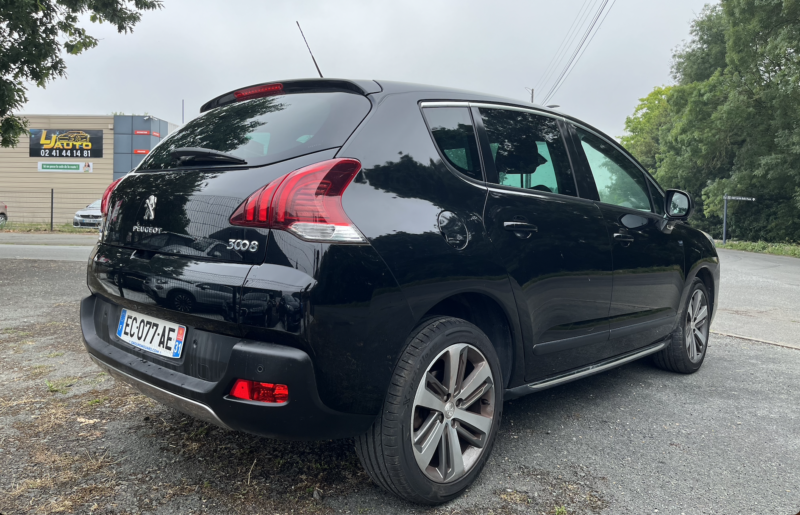 PEUGEOT 3008 SUV 2016