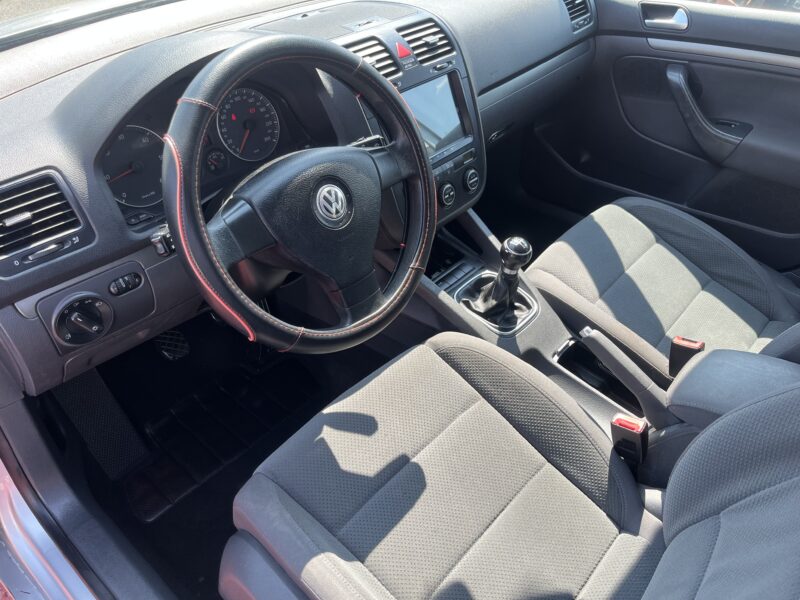 VOLKSWAGEN GOLF V 2006