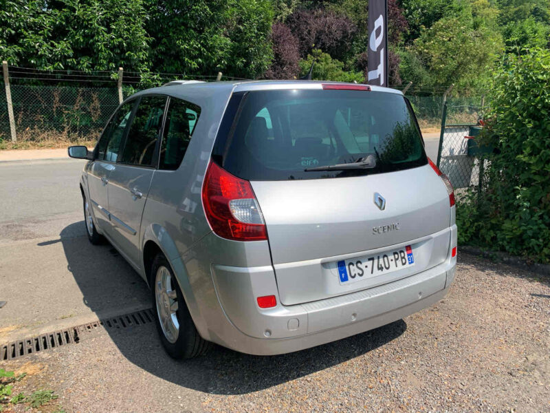 RENAULT GRAND SCÉNIC II 1.9 DCI 130CV