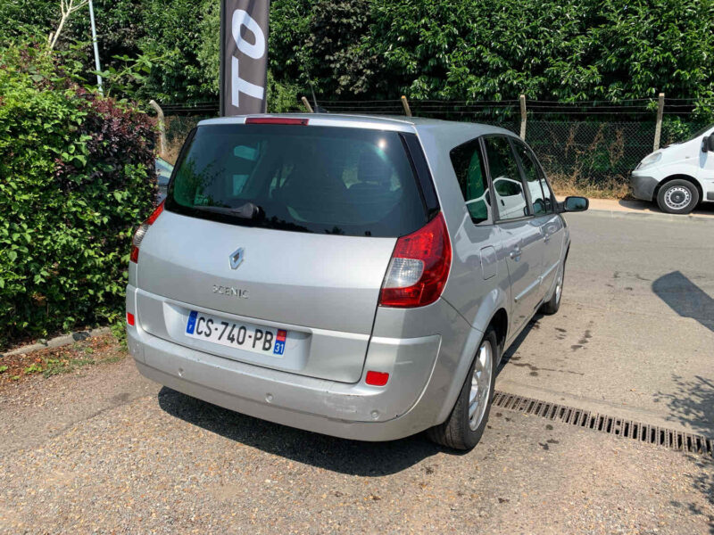 RENAULT GRAND SCÉNIC II 1.9 DCI 130CV