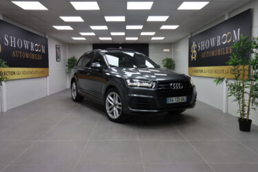 AUDI Q7 2017