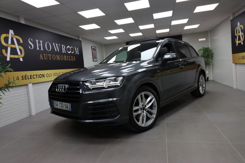 AUDI Q7 2017