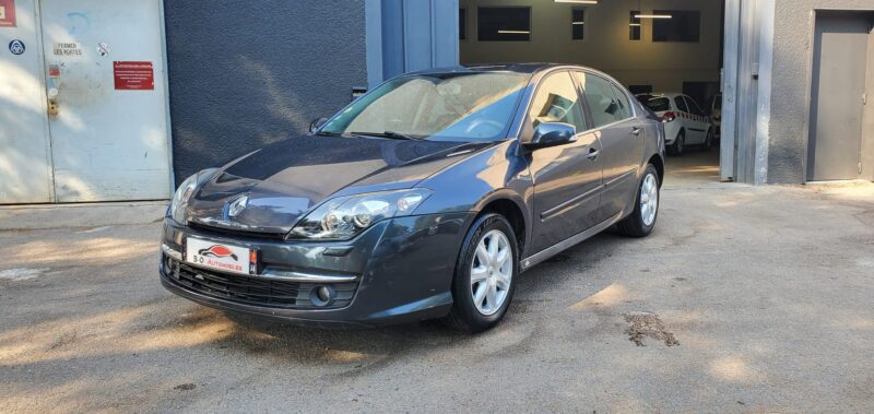 RENAULT LAGUNA III 2009