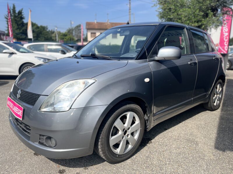 SUZUKI SWIFT III 2009