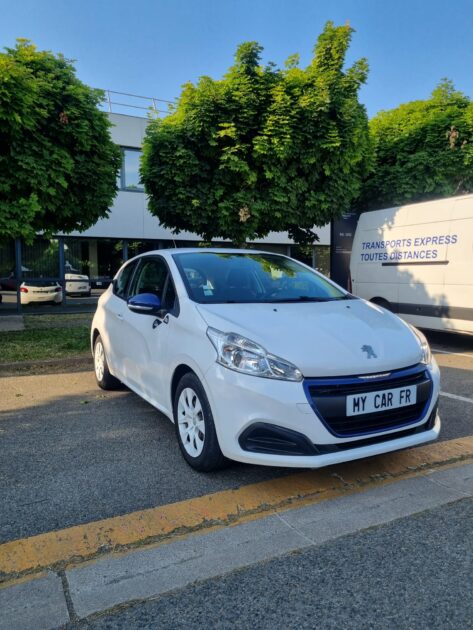 PEUGEOT 208 I 2015