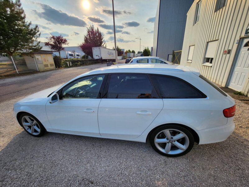 AUDI A4 B8 Avant 2011