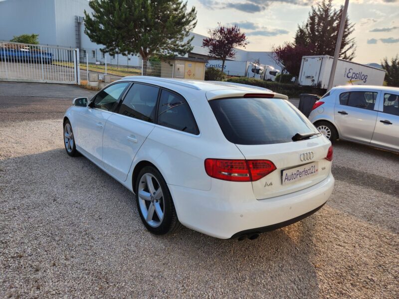 AUDI A4 B8 Avant 2011