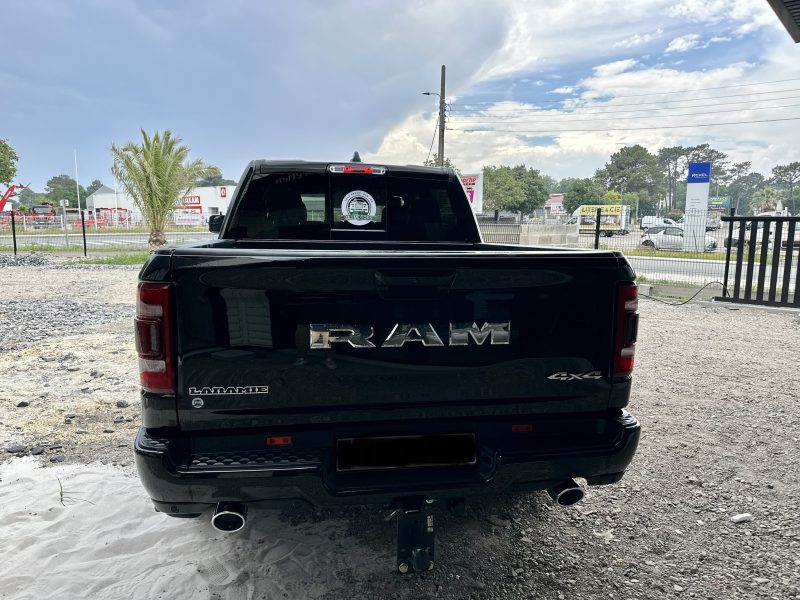 DODGE RAM 1500 LARAMIE SPORT 5.7 V8 401CV