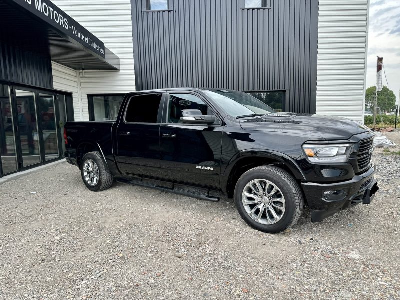 DODGE RAM 1500 LARAMIE SPORT 5.7 V8 401CV