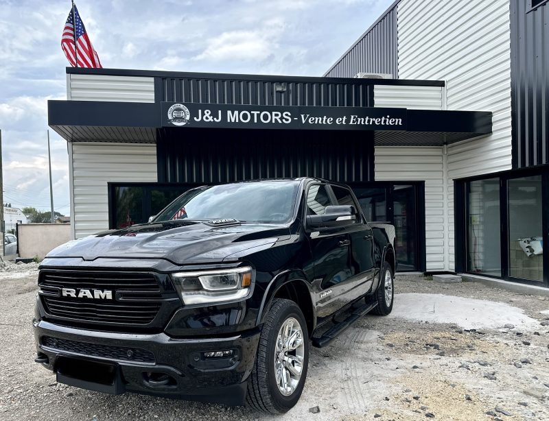 DODGE RAM 1500 LARAMIE SPORT 5.7 V8 401CV