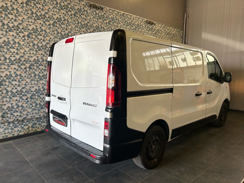 RENAULT TRAFIC 120 cv Grand confort