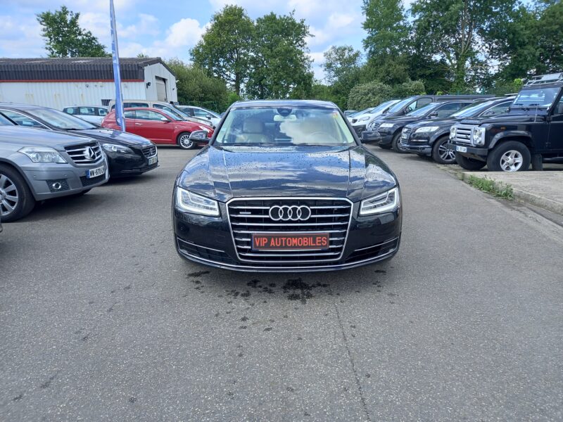 AUDI A8 D4 2014