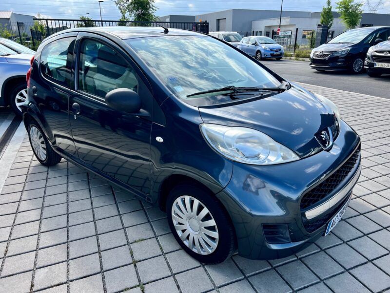 PEUGEOT 107 1.0L 68CH BLUE LION URBAN