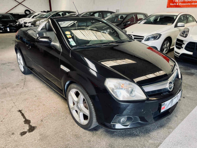 Vente à professionnel de l'automobile OPEL TIGRA TwinTop 1,8L 125ch 2005