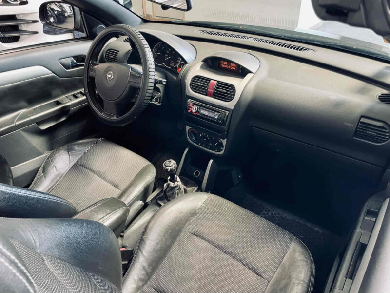 Vente à professionnel de l'automobile OPEL TIGRA TwinTop 1,8L 125ch 2005