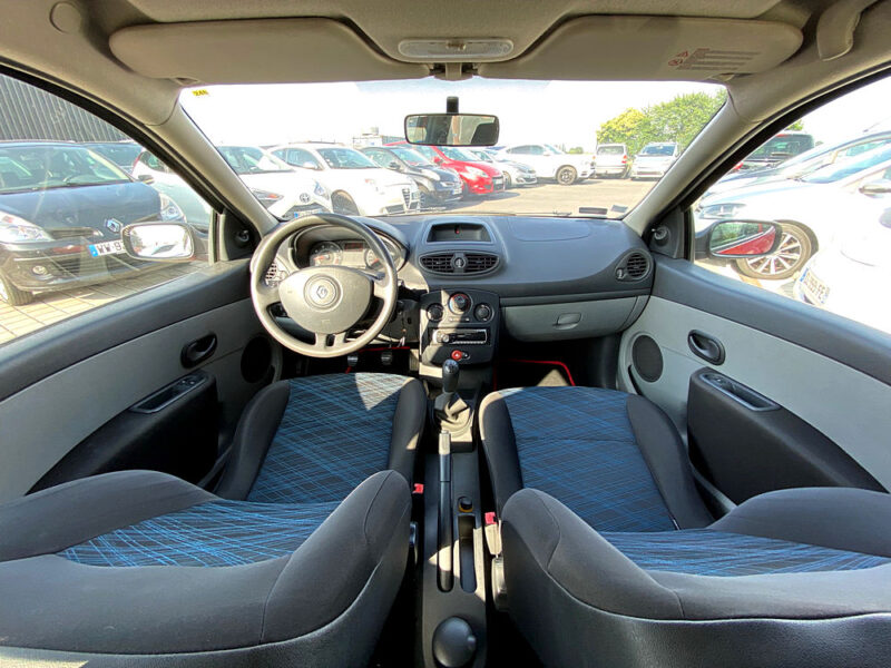 RENAULT CLIO III 1.2L 75CH Dynamique