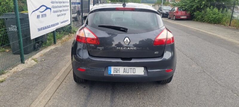 RENAULT MEGANE III EDITON BOSE 