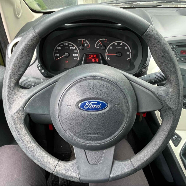 FORD KA 2010