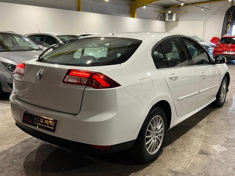 RENAULT LAGUNA III 2012