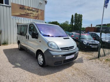 OPEL VIVARO A Autobus/Autocar 2003