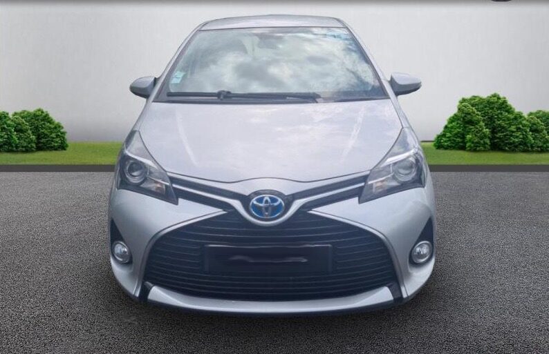 TOYOTA YARIS 1.5 Hybrid 100 H Style Garantie 12 mois