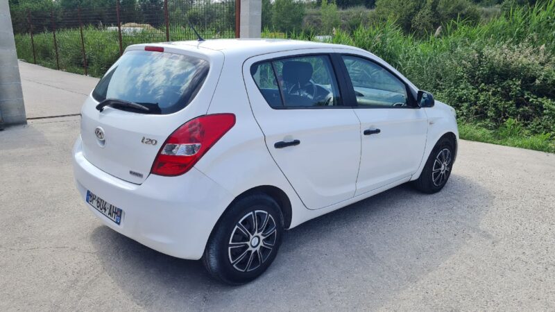 HYUNDAI i20 I 2011