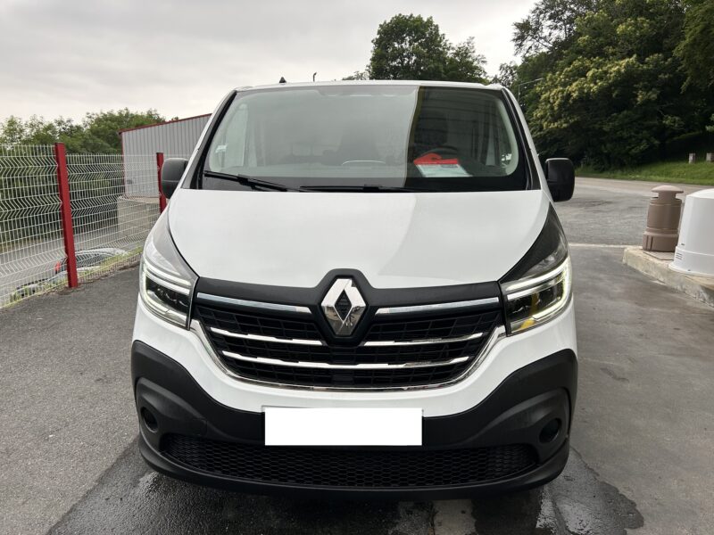 RENAULT TRAFIC III  2020