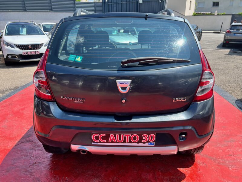 DACIA SANDERO 2010