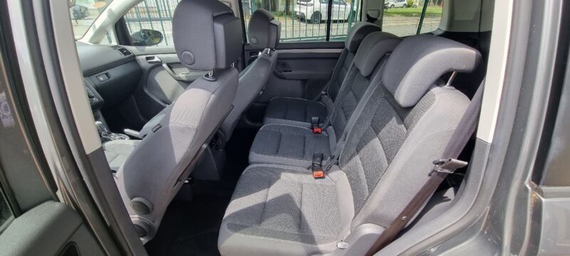 VOLKSWAGEN TOURAN  2.0 TDI -BLUEMOTION CONFORTLINE-AUTOMATIQUE 