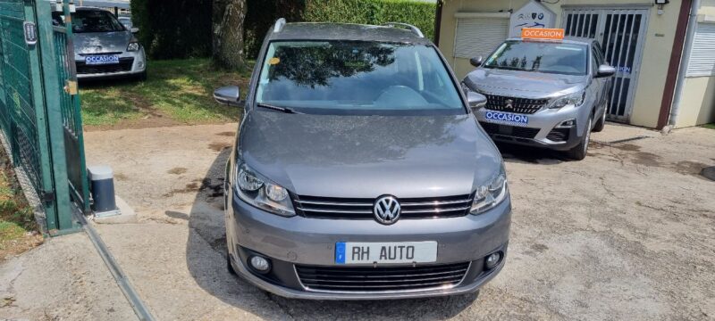 VOLKSWAGEN TOURAN  2.0 TDI -BLUEMOTION CONFORTLINE-AUTOMATIQUE 