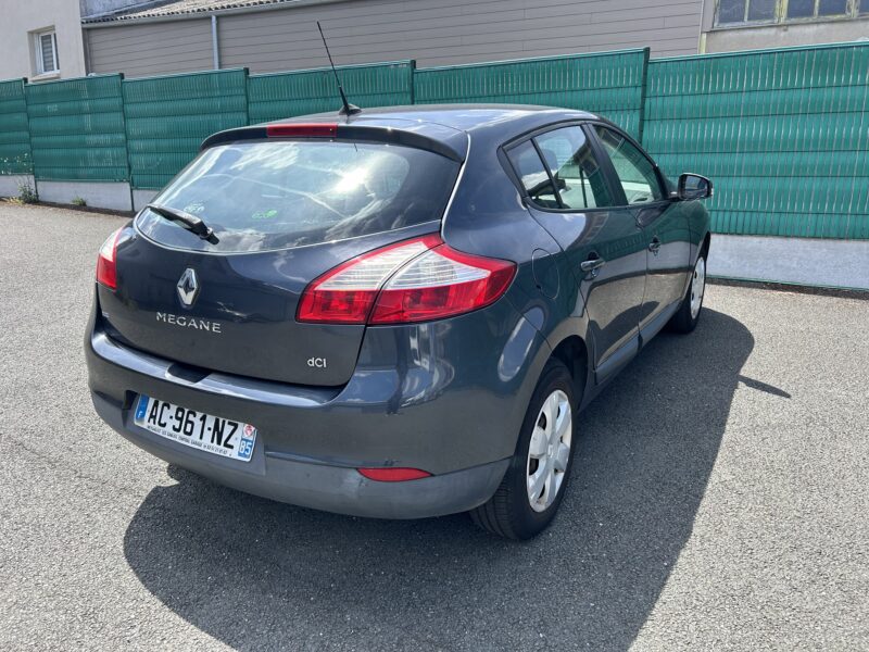 RENAULT MEGANE 1.5 dCi Carminat TomTom 