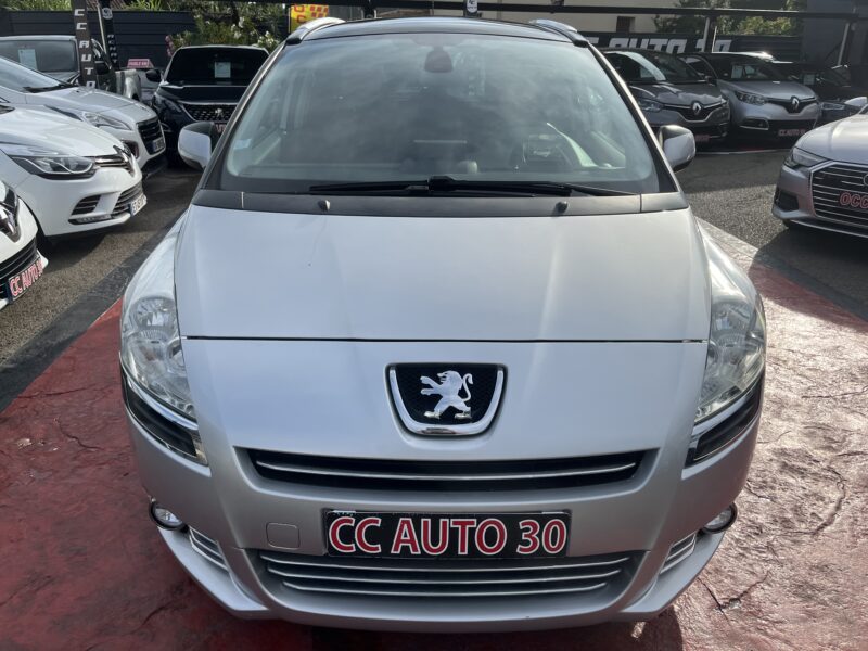 PEUGEOT 5008 7 PLACES 2010