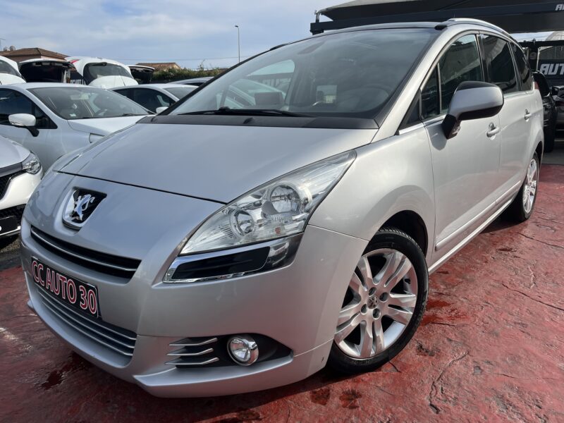 PEUGEOT 5008 7 PLACES 2010