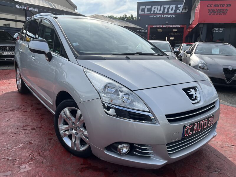 PEUGEOT 5008 7 PLACES 2010